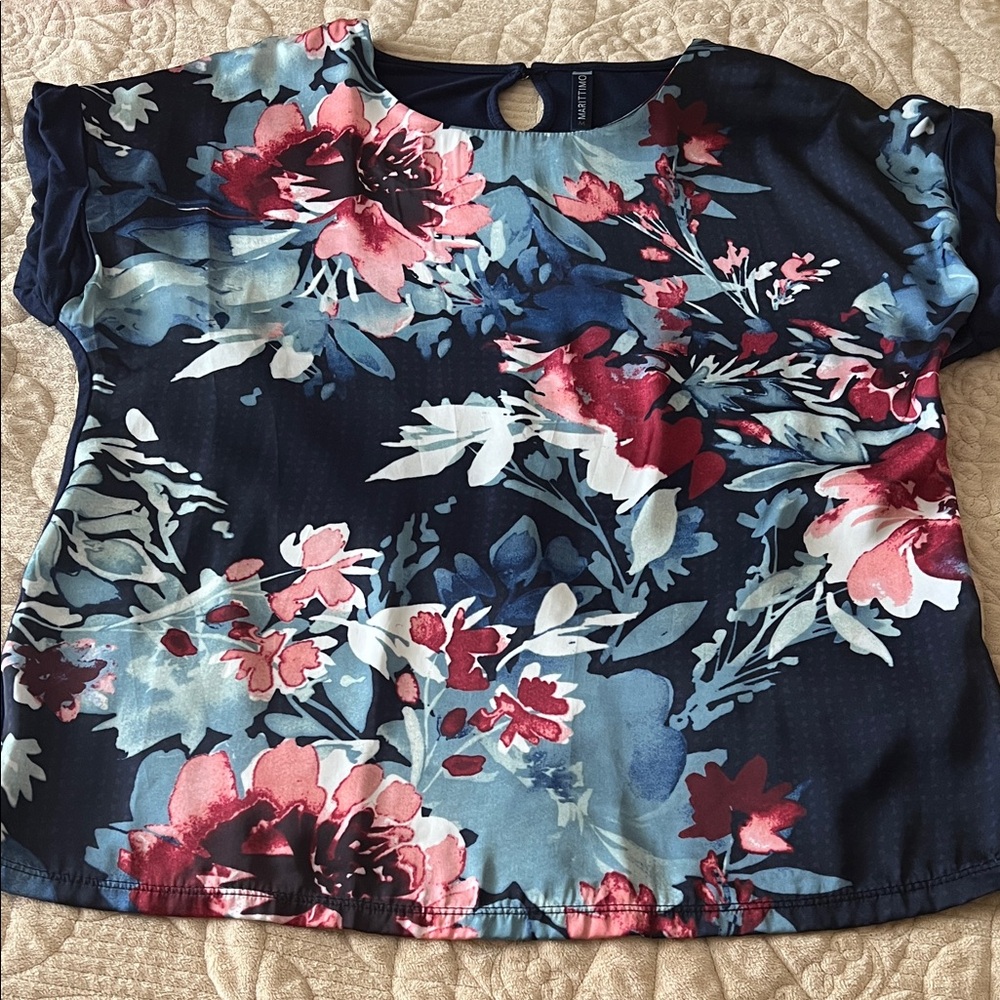 Floral Short Sleeve Top